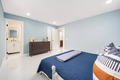 2184 SE Washington Street N, Stuart, FL 34997 - Photo 9