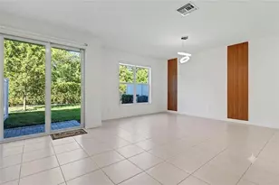 4303 Hammock Grv Dr, Greenacres, FL 33467 - Photo 5