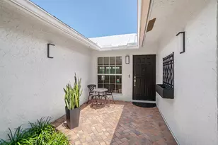 1401 Hummingbird Dr, Delray Beach, FL 33444 - Photo 3