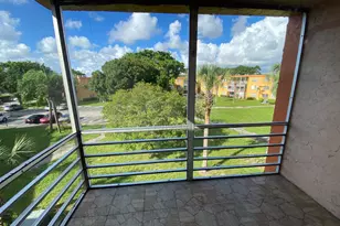 4304 NW 9th Ave, Deerfield Beach, FL 33064 - Photo 13