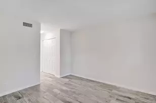 115 SW 1st Ave, Boynton Beach, FL 33435 - Photo 15