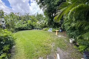 11894 Suellen Cir, Wellington, FL 33414 - Photo 19