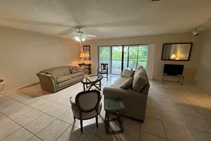 11894 Suellen Cir, Wellington, FL 33414 - Photo 9