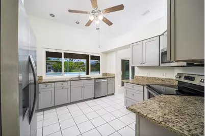 649 NE Horizon Lane, Port Saint Lucie, FL 34983 - Photo 9