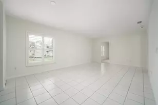 649 NE Horizon Ln, Port Saint Lucie, FL 34983 - Photo 17