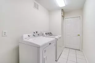 649 NE Horizon Ln, Port Saint Lucie, FL 34983 - Photo 19
