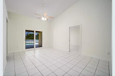 649 NE Horizon Lane, Port Saint Lucie, FL 34983 - Photo 5