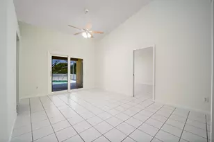 649 NE Horizon Ln, Port Saint Lucie, FL 34983 - Photo 5