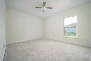 649 NE Horizon Ln, Port Saint Lucie, FL 34983 - Photo 11