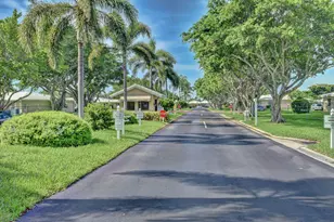8967 Belle Aire Dr, Boca Raton, FL 33433 - Photo 53