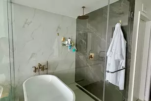 700 NE 24th St, Miami, FL 33137 - Photo 5