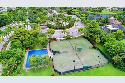 10336 Trianon Place, Wellington, FL 33449 - Photo 47