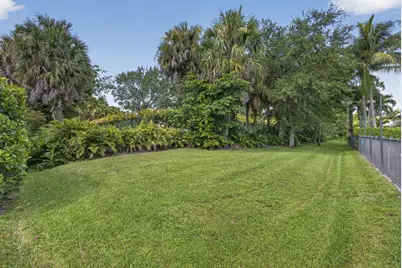 10336 Trianon Place, Wellington, FL 33449 - Photo 41