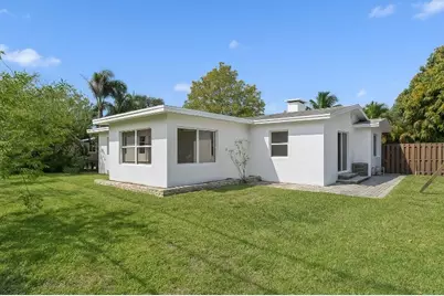 570 SE 2nd Avenue, Pompano Beach, FL 33060 - Photo 27