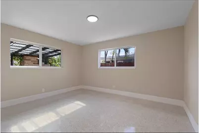 570 SE 2nd Avenue, Pompano Beach, FL 33060 - Photo 23