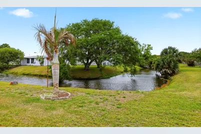 1187 Barefoot Circle, Barefoot Bay, FL 32976 - Photo 23