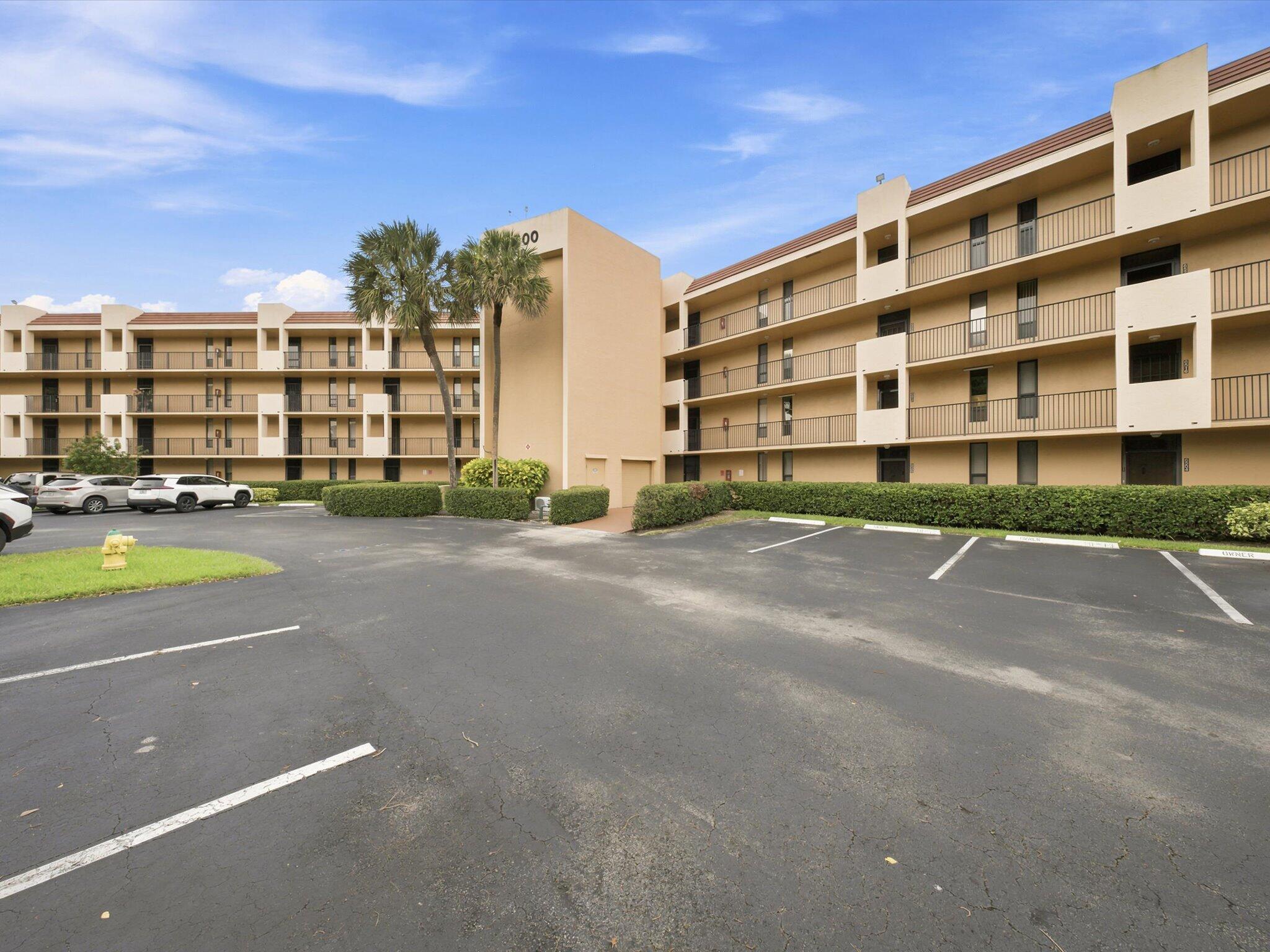 6539 Coral Lake Dr #403 - 6539 Coral Lake Dr #403, Margate, FL 33063 Luxury Property | Jose Angel Pina