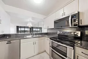 6539 Coral Lake Dr, Margate, FL 33063 - Photo 5
