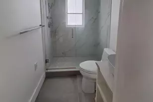 1001 SE 16th St, Fort Lauderdale, FL 33316 - Photo 9