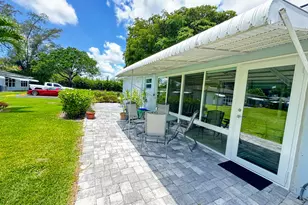512 High Point Dr, Delray Beach, FL 33445 - Photo 15