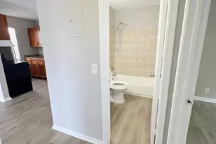 1015 NE 17th Ave, Fort Lauderdale, FL 33304 - Photo 7