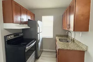 1015 NE 17th Ave, Fort Lauderdale, FL 33304 - Photo 3