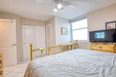 111 Briny Avenue #16-08, Pompano Beach, FL 33062 - Photo 15