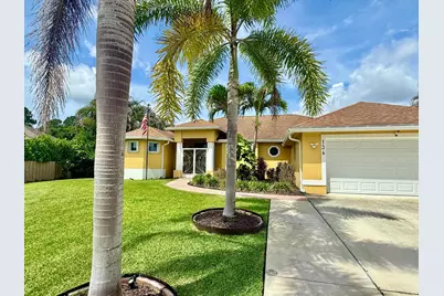 134 SW Pilsner Circle, Port Saint Lucie, FL 34953 - Photo 5