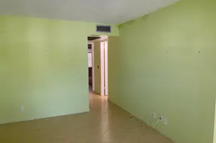 95 Cambridge E, West Palm Beach, FL 33417 - Photo 11