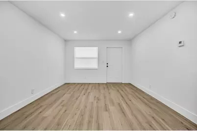 1015 NE 17th Avenue #201, Fort Lauderdale, FL 33304 - Photo 11