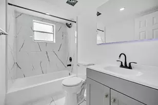 1015 NE 17th Ave, Fort Lauderdale, FL 33304 - Photo 7