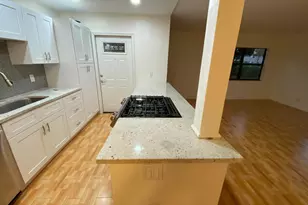250 SW 7th St, Boca Raton, FL 33432 - Photo 5