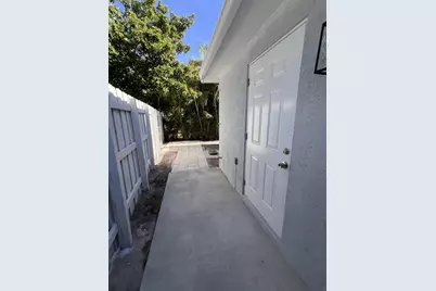 138 Ethelyn Drive, West Palm Beach, FL 33415 - Photo 5