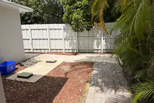 138 Ethelyn Dr, West Palm Beach, FL 33415 - Photo 13
