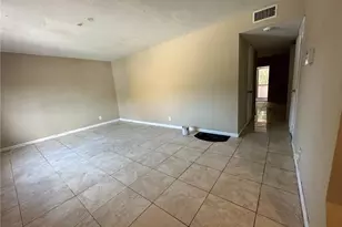 5614 Blueberry Ct, Lauderhill, FL 33313 - Photo 29