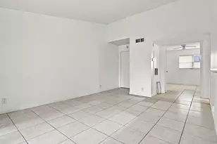 4088 NW 87th Ave, Sunrise, FL 33351 - Photo 9