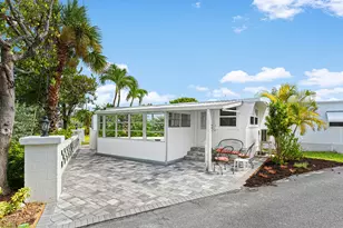21 Bamboo Dr, Briny Breezes, FL 33435 - Photo 1