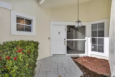 18 Selby Lane, Palm Beach Gardens, FL 33418 - Photo 7