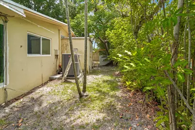 308 NW 27th Street, Wilton Manors, FL 33311 - Photo 33