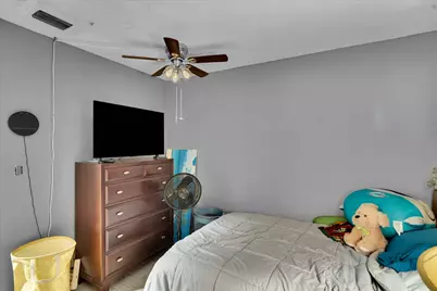 308 NW 27th Street, Wilton Manors, FL 33311 - Photo 17