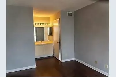 708 Executive Center Drive #12, West Palm Beach, FL 33401 - Photo 7