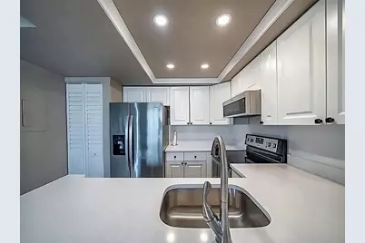 708 Executive Center Drive #12, West Palm Beach, FL 33401 - Photo 3