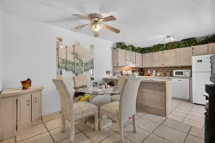 5684 SE Windsong Ln, Stuart, FL 34997 - Photo 7