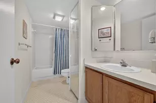 5684 SE Windsong Ln, Stuart, FL 34997 - Photo 13
