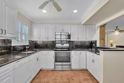 14 Colonial Club Drive #300, Boynton Beach, FL 33435 - Photo 7