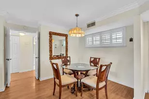 14 Colonial Club Dr, Boynton Beach, FL 33435 - Photo 11