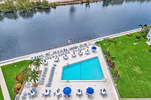 14 Colonial Club Dr, Boynton Beach, FL 33435 - Photo 33