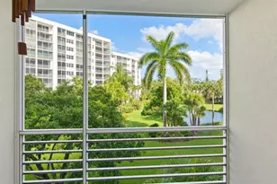 2731 NE 14th St, Pompano Beach, FL 33062 - Photo 7
