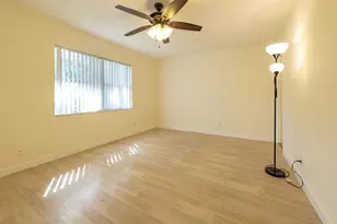6061 N Falls Cir Dr, Lauderhill, FL 33319 - Photo 23