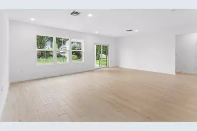 1068 SW Mataro Avenue, Port Saint Lucie, FL 34953 - Photo 13